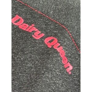 Dairy Queen DQ Logo T Shirt Men's Medium Gray Polyester Active Wear /0373